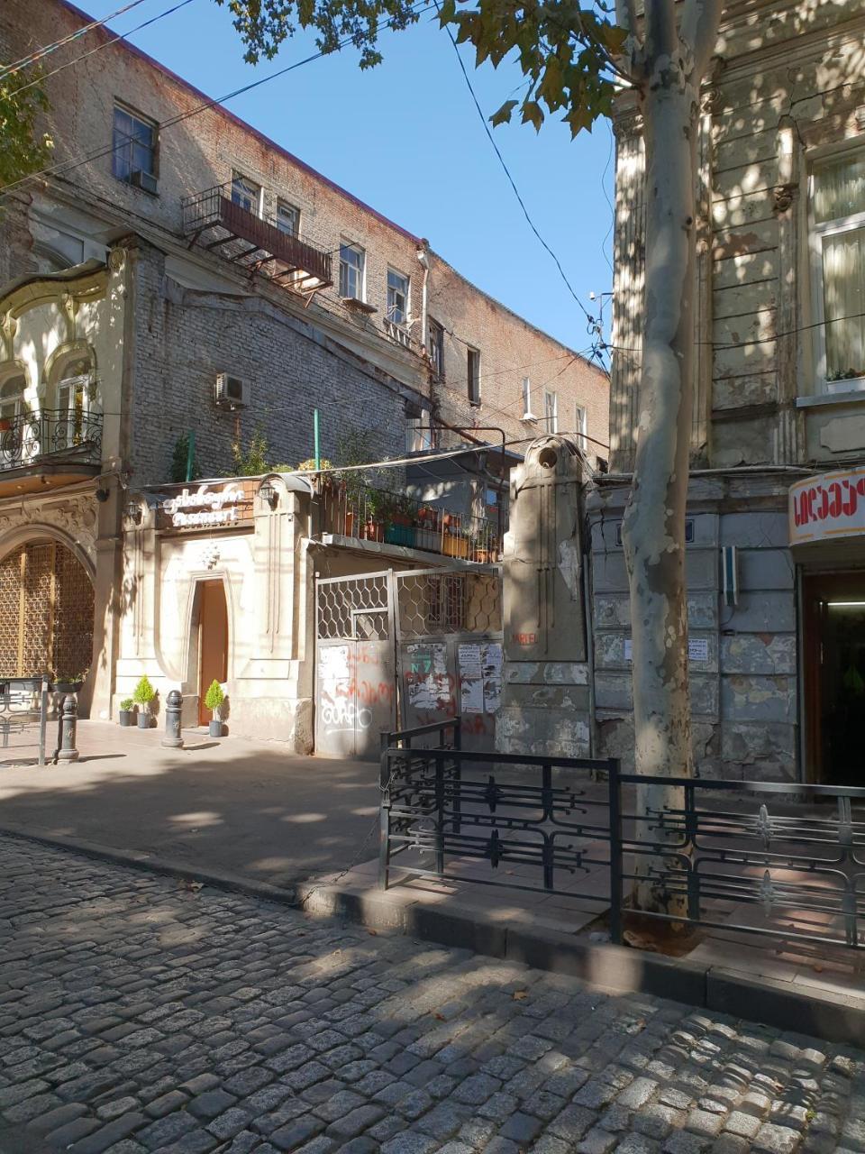 Old Tbilisi Apartments1 Bagian luar foto